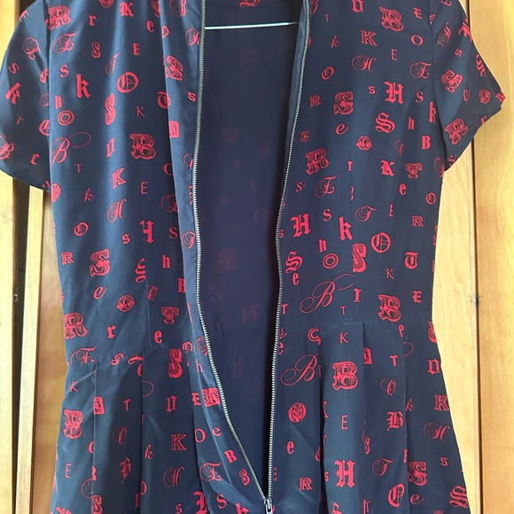 Brooks Brothers Red Fleece 100% Silk Women’s Sz 0 Novelty Print Letters Dress! - Picture 16 of 16